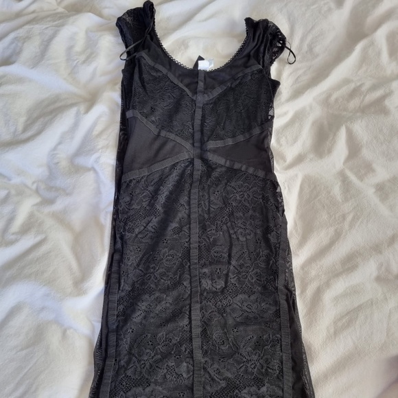 H&M, Small and Black - Picture 1 of 1